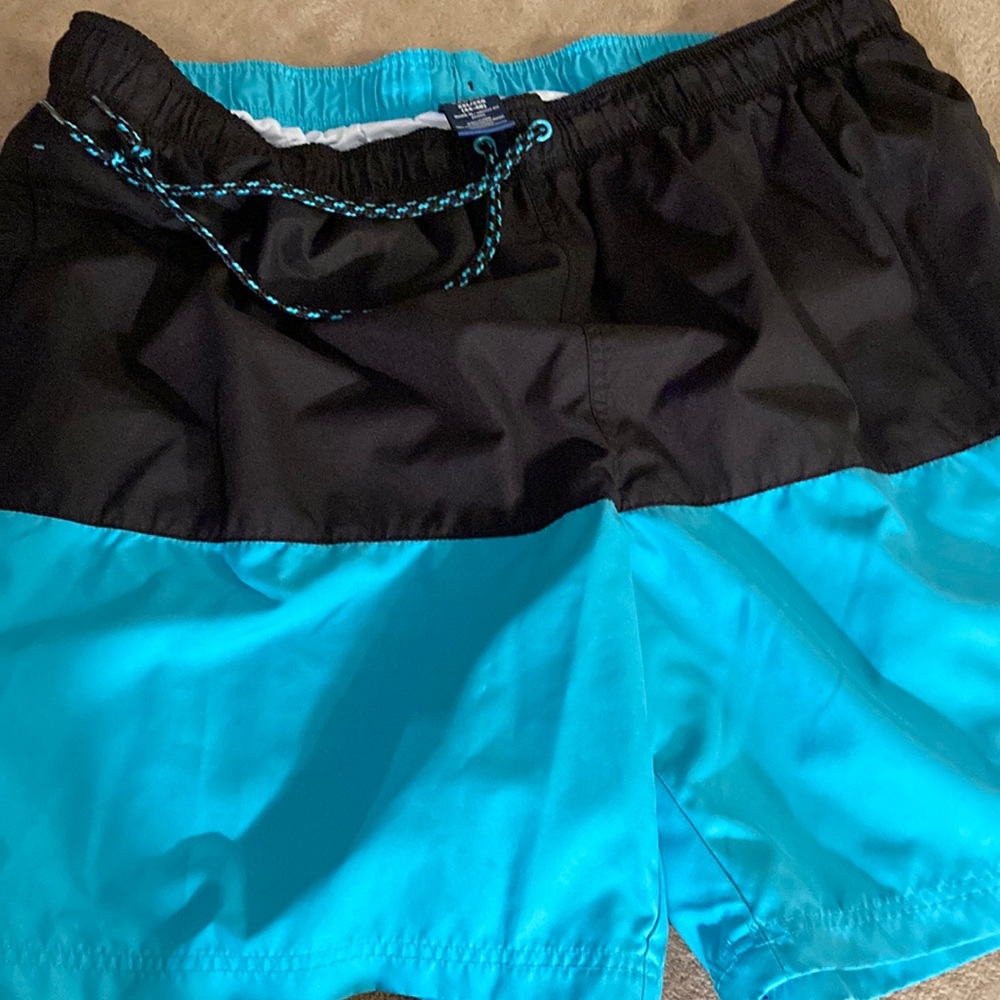 Men’s swim trunks